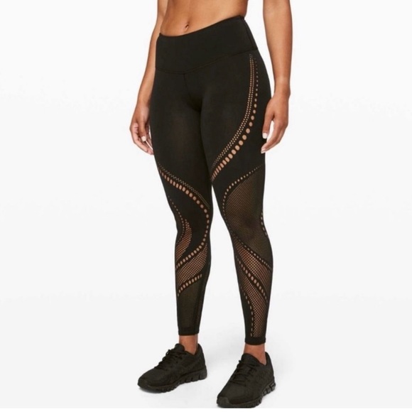 lululemon athletica Pants - Lululemon Barry’s Reveal Leggings